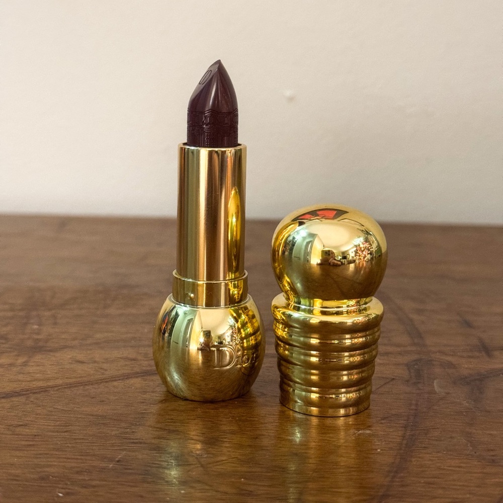 Christian Dior Limited Edition Diorific Lipstick in Midnight Corolle Matte 077